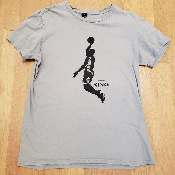 Jordan Baller T Shirt Retro Look Graphic Mens M Gray Bill Peaks NYC World Peace - Picture 1 of 11